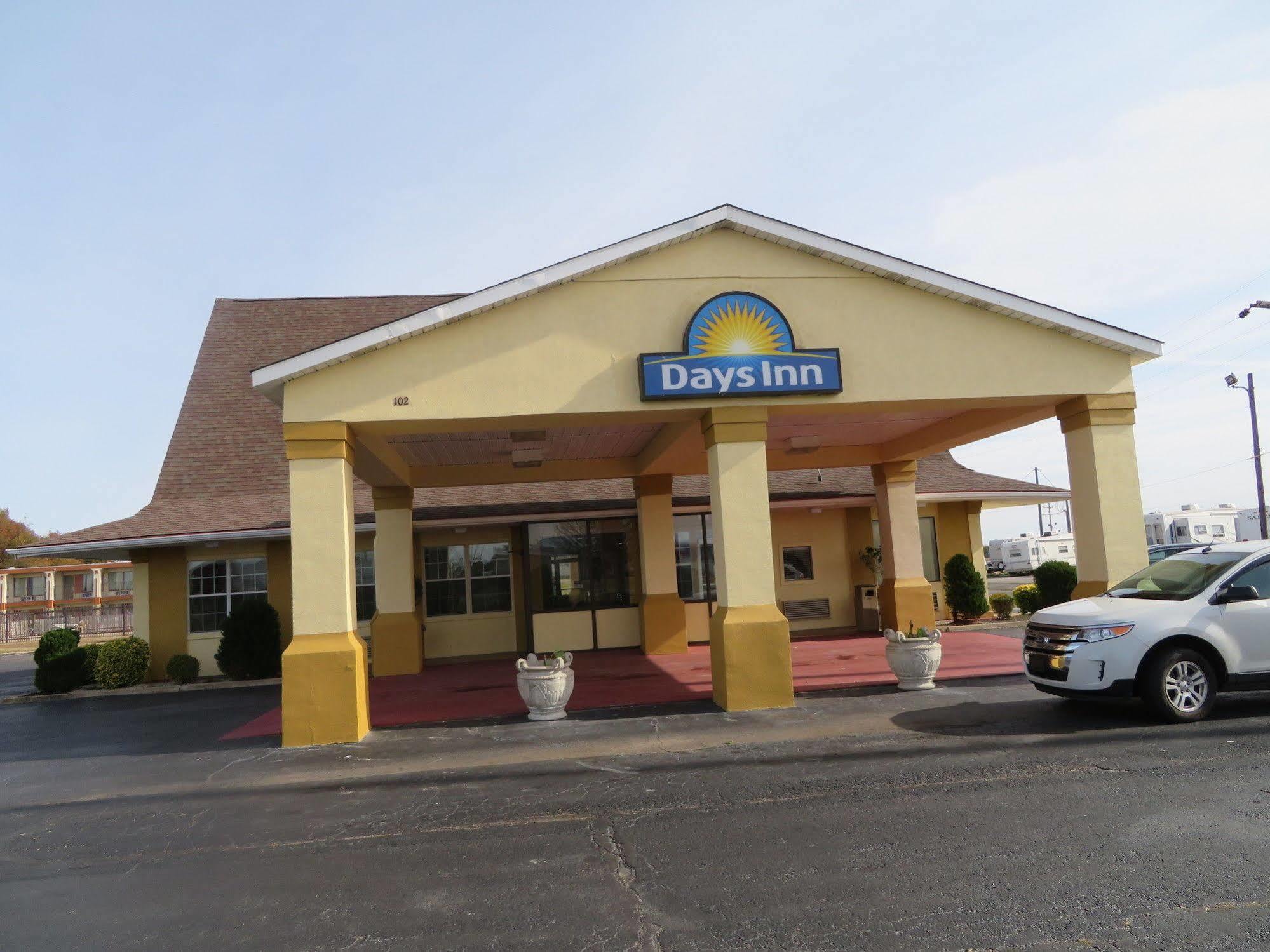 Days Inn By Wyndham Blytheville Exterior foto